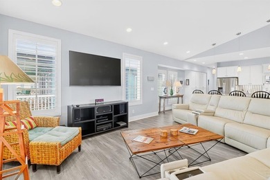 BEACH VIEWS!! PRISTINE 3 story home with an ELEVATOR. Drive your on Palmilla Beach Golf Club in Texas - for sale on GolfHomes.com, golf home, golf lot