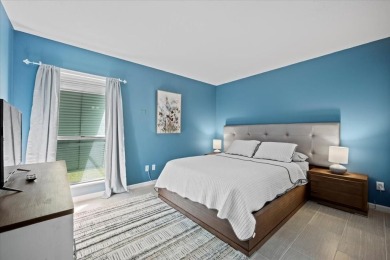 An amazing opportunity!! A fully updated and furnished turnkey on PGA National Golf Club in Florida - for sale on GolfHomes.com, golf home, golf lot