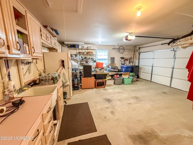 Pride of ownership is apparent in this lovingly maintained home on Greenbriar Woodlands in New Jersey - for sale on GolfHomes.com, golf home, golf lot