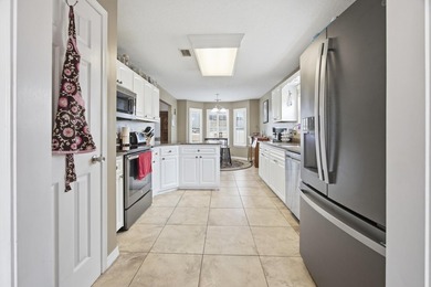 Welcome to 2917 Shalimar Lane, located in the highly desirable on Shalimar Pointe Golf and Country Club in Florida - for sale on GolfHomes.com, golf home, golf lot