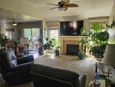 Beautiful Ranch style villa in the popular Villas of Marimack! on Mari Mac Golf Complex in Missouri - for sale on GolfHomes.com, golf home, golf lot