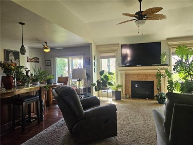 Beautiful Ranch style villa in the popular Villas of Marimack! on Mari Mac Golf Complex in Missouri - for sale on GolfHomes.com, golf home, golf lot