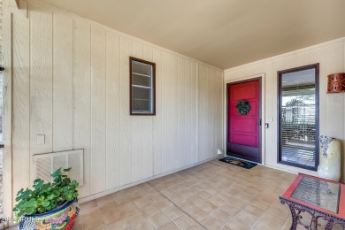 Stunning 2-bedroom, 2-bath home in the heart of Sun City West! on Pebblebrook Golf Course in Arizona - for sale on GolfHomes.com, golf home, golf lot