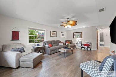 Enjoy golf course living at its finest in this beautifully on Sunshine Country Club  in Texas - for sale on GolfHomes.com, golf home, golf lot