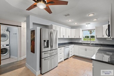 Enjoy golf course living at its finest in this beautifully on Sunshine Country Club  in Texas - for sale on GolfHomes.com, golf home, golf lot