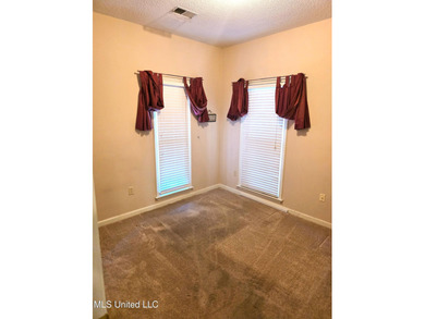 Charming 3BR 2BA split floor plan residence in the highly on The Plantation Golf Club in Mississippi - for sale on GolfHomes.com, golf home, golf lot