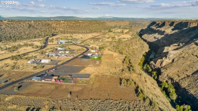 Beautiful commercial property and business set in the middle of on Crooked River Ranch Golf Club in Oregon - for sale on GolfHomes.com, golf home, golf lot