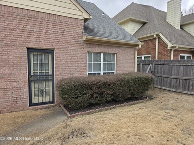 Charming 3BR 2BA split floor plan residence in the highly on The Plantation Golf Club in Mississippi - for sale on GolfHomes.com, golf home, golf lot