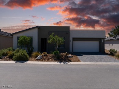 SELLER is offering a $15,000 CONCESSION  to be used toward on Mountain Falls Golf Course in Nevada - for sale on GolfHomes.com, golf home, golf lot