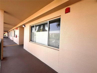 IMPECCABLE UNIT IN THE HEART OF PEMBROKE PINES, RESORT STYLE!! on Flamingo Lakes Country Club in Florida - for sale on GolfHomes.com, golf home, golf lot