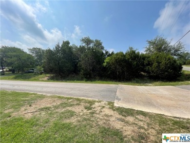 LARGE CORNER LOT JUST OVER AN ACRE. COUPLE MILES AWAY FROM on Canyon Lake Golf Club in Texas - for sale on GolfHomes.com, golf home, golf lot