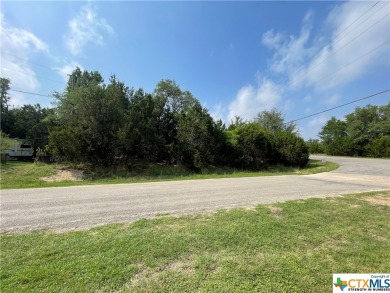 LARGE CORNER LOT JUST OVER AN ACRE. COUPLE MILES AWAY FROM on Canyon Lake Golf Club in Texas - for sale on GolfHomes.com, golf home, golf lot