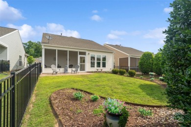 This well maintained two bedroom, two bathroom patio home offers on Carolina Lakes Golf Club, LLC in South Carolina - for sale on GolfHomes.com, golf home, golf lot