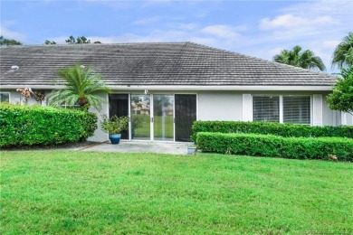 Motivated Seller! Move in ready, 3 bedroom, 2 bath home in on Martin Downs Country Club in Florida - for sale on GolfHomes.com, golf home, golf lot