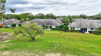 Motivated Seller! Move in ready, 3 bedroom, 2 bath home in on Martin Downs Country Club in Florida - for sale on GolfHomes.com, golf home, golf lot