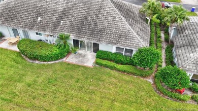 Motivated Seller! Move in ready, 3 bedroom, 2 bath home in on Martin Downs Country Club in Florida - for sale on GolfHomes.com, golf home, golf lot