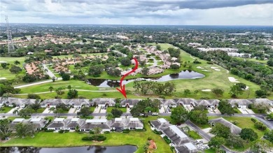 Motivated Seller! Move in ready, 3 bedroom, 2 bath home in on Martin Downs Country Club in Florida - for sale on GolfHomes.com, golf home, golf lot