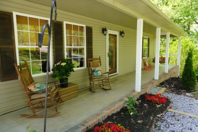 BEAUTIFULLY REMODELED 12 room home on Patriot Hills Golf Club in Tennessee - for sale on GolfHomes.com, golf home, golf lot