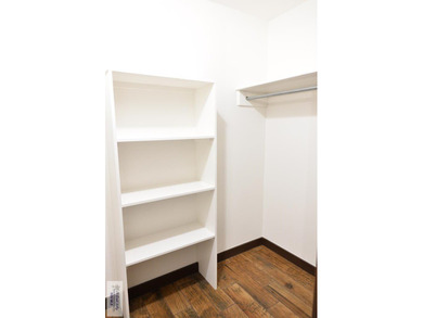 Located in the well-sought out neighborhood of Palm Valley on Harlingen Country Club in Texas - for sale on GolfHomes.com, golf home, golf lot