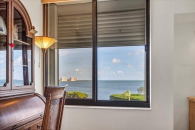 A Must-See Full View of Sarasota Bay!

Welcome to 2016 on Longboat Key Golf Club Resort in Florida - for sale on GolfHomes.com, golf home, golf lot