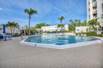 A Must-See Full View of Sarasota Bay!

Welcome to 2016 on Longboat Key Golf Club Resort in Florida - for sale on GolfHomes.com, golf home, golf lot