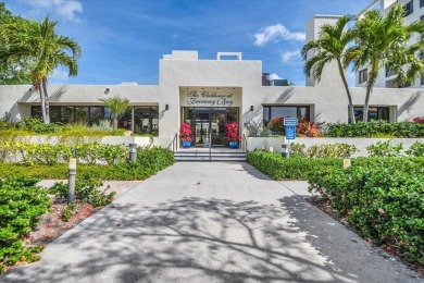 A Must-See Full View of Sarasota Bay!

Welcome to 2016 on Longboat Key Golf Club Resort in Florida - for sale on GolfHomes.com, golf home, golf lot