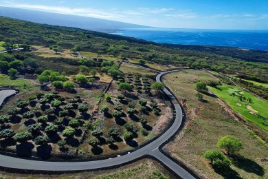 Hokulia Lot 251 is a spectacular corner lot with unprecedented on Club At Hokulia in Hawaii - for sale on GolfHomes.com, golf home, golf lot