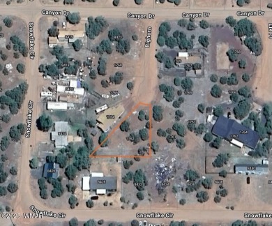 Privileges to White Mountain Lake come with this .2 acre on Silver Creek Golf Club in Arizona - for sale on GolfHomes.com, golf home, golf lot