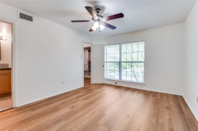 Enjoy tree top living in this nicely renovated condo in the on Stevens Park Golf Course in Texas - for sale on GolfHomes.com, golf home, golf lot