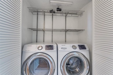 Enjoy tree top living in this nicely renovated condo in the on Stevens Park Golf Course in Texas - for sale on GolfHomes.com, golf home, golf lot