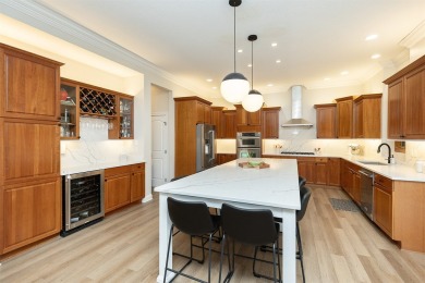 Priced to sell, this home is assessed at $892,400! Move in ready on Glen Oaks Country Club in Iowa - for sale on GolfHomes.com, golf home, golf lot