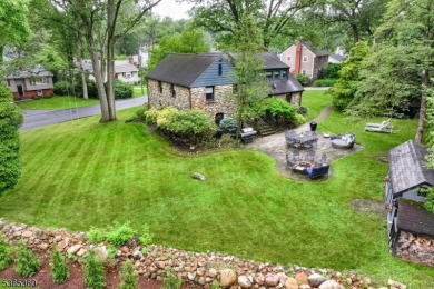Charming 3BR/2BA Home in Packanack Lake on a gorgeous, large on Packanack Golf Club in New Jersey - for sale on GolfHomes.com, golf home, golf lot