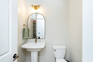 Priced to sell, this home is assessed at $892,400! Move in ready on Glen Oaks Country Club in Iowa - for sale on GolfHomes.com, golf home, golf lot