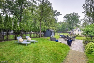 Charming 3BR/2BA Home in Packanack Lake on a gorgeous, large on Packanack Golf Club in New Jersey - for sale on GolfHomes.com, golf home, golf lot