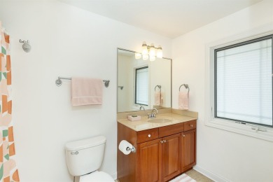 Priced to sell, this home is assessed at $892,400! Move in ready on Glen Oaks Country Club in Iowa - for sale on GolfHomes.com, golf home, golf lot