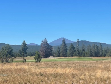 Owner financing available! Vacant home site fronting the coveted on Crosswater Club At Sunriver in Oregon - for sale on GolfHomes.com, golf home, golf lot