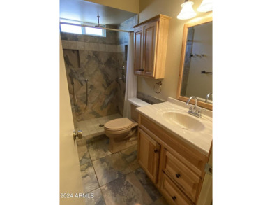 Beautiful 2bd/2ba upgraded home with lots of extras! Enclosed on Ahwatukee Country Club in Arizona - for sale on GolfHomes.com, golf home, golf lot