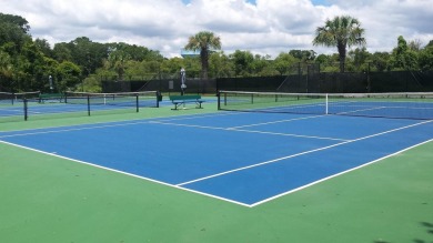 Come see this beautiful 3 bedroom, 2.5 bath custom-built home in on Kiawah Island Resort - Oak Point in South Carolina - for sale on GolfHomes.com, golf home, golf lot
