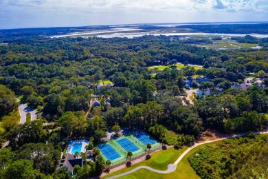 Come see this beautiful 3 bedroom, 2.5 bath custom-built home in on Kiawah Island Resort - Oak Point in South Carolina - for sale on GolfHomes.com, golf home, golf lot