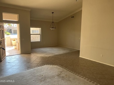 2 bedroom 2 bath home with living room, dining area,Great room on Sun City Grand Golf Couse and Club in Arizona - for sale on GolfHomes.com, golf home, golf lot