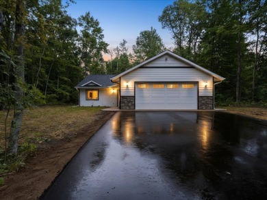 Check out this modern new home built by K Ecklund Construction on Deacons Lodge Golf Course in Minnesota - for sale on GolfHomes.com, golf home, golf lot