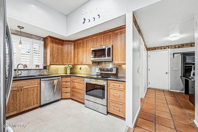 Welcome to this Beautiful, ENERGY EFFICIENT home located in the on Country Club of Green Valley in Arizona - for sale on GolfHomes.com, golf home, golf lot