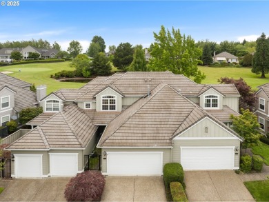 This updated townhome is ideally situated in a premium location on Claremont Golf Club in Oregon - for sale on GolfHomes.com, golf home, golf lot
