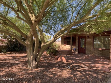 Charming 3-bed, 2-bath Home backed up to the beautiful Encanto on Encanto 18 Golf Course in Arizona - for sale on GolfHomes.com, golf home, golf lot