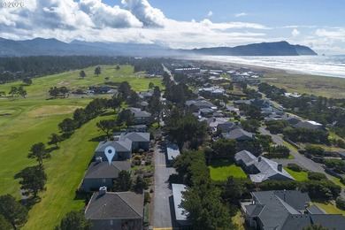 Golf Course View & Frontage! This attractive 2 bedroom/2 bath on  in Oregon - for sale on GolfHomes.com, golf home, golf lot