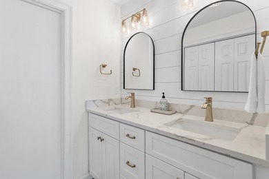 Located within the Sandestin Golf & Beach Resort(R), this on Sandestin Golf and Beach Resort - The Links in Florida - for sale on GolfHomes.com, golf home, golf lot