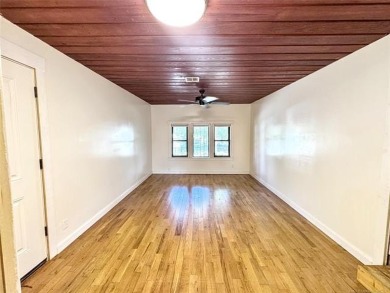 Welcome to lake life in Taylor Ferry! This super quiet on Sequoyah State Park Golf Course in Oklahoma - for sale on GolfHomes.com, golf home, golf lot