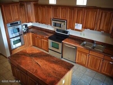 Fantastic Home on a .16 acre/Corner Lot in Quailwood backing on Quail Wood Greens Golf Course in Arizona - for sale on GolfHomes.com, golf home, golf lot