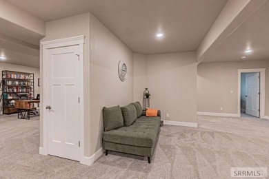 Welcome to this stunning home in the desirable Fairway Estates on Sage Lakes Municipal Golf Course in Idaho - for sale on GolfHomes.com, golf home, golf lot
