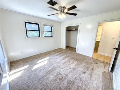 Welcome to lake life in Taylor Ferry! This super quiet on Sequoyah State Park Golf Course in Oklahoma - for sale on GolfHomes.com, golf home, golf lot